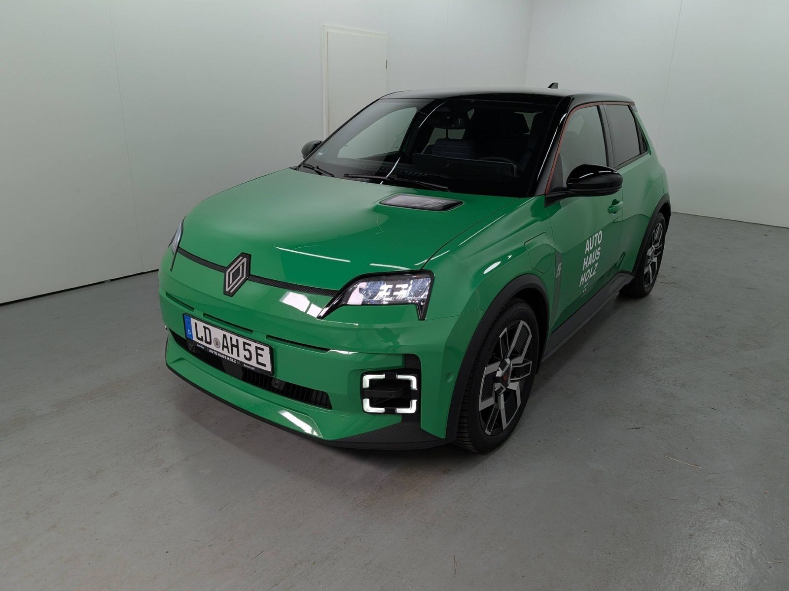RENAULT R 5