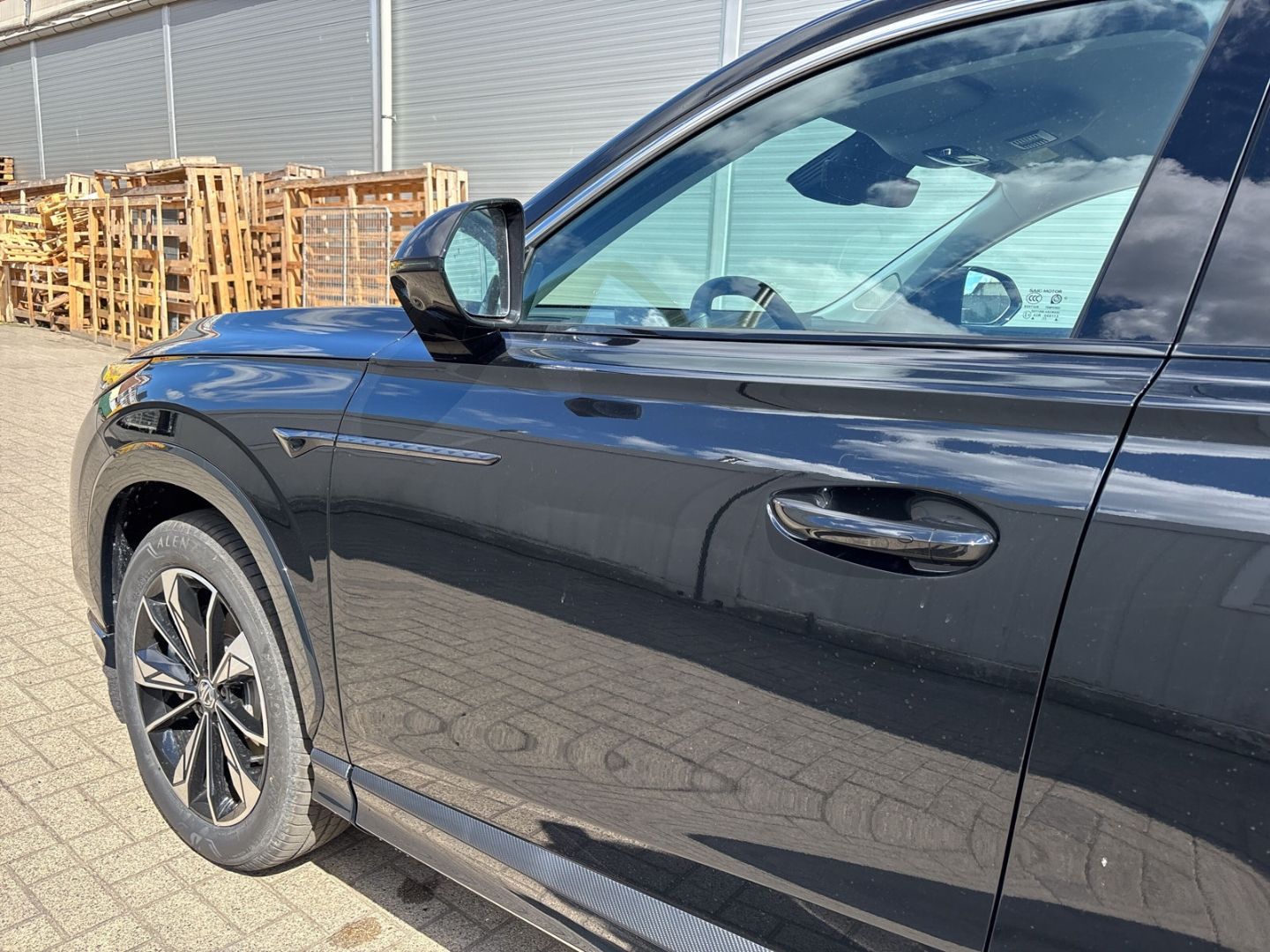Fahrzeugabbildung MG HS Hybrid+ Luxury MY25.5  TOP FINANZ*  Angebot