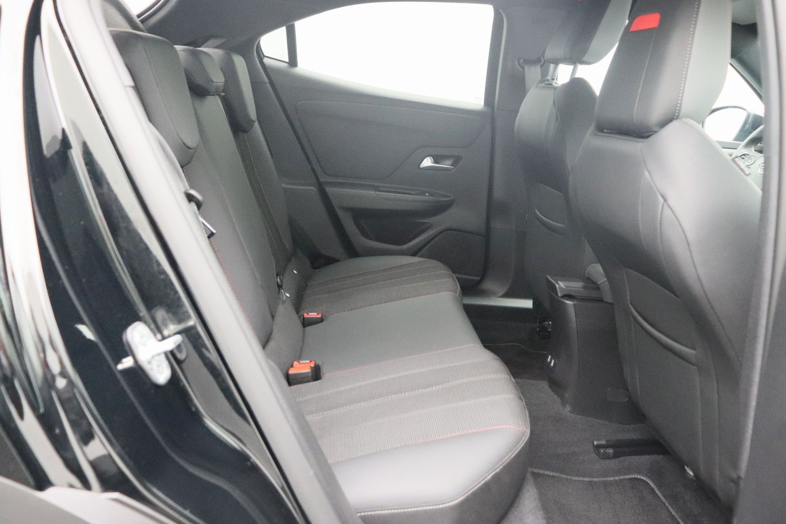 Fahrzeugabbildung Opel Mokka e GS Line