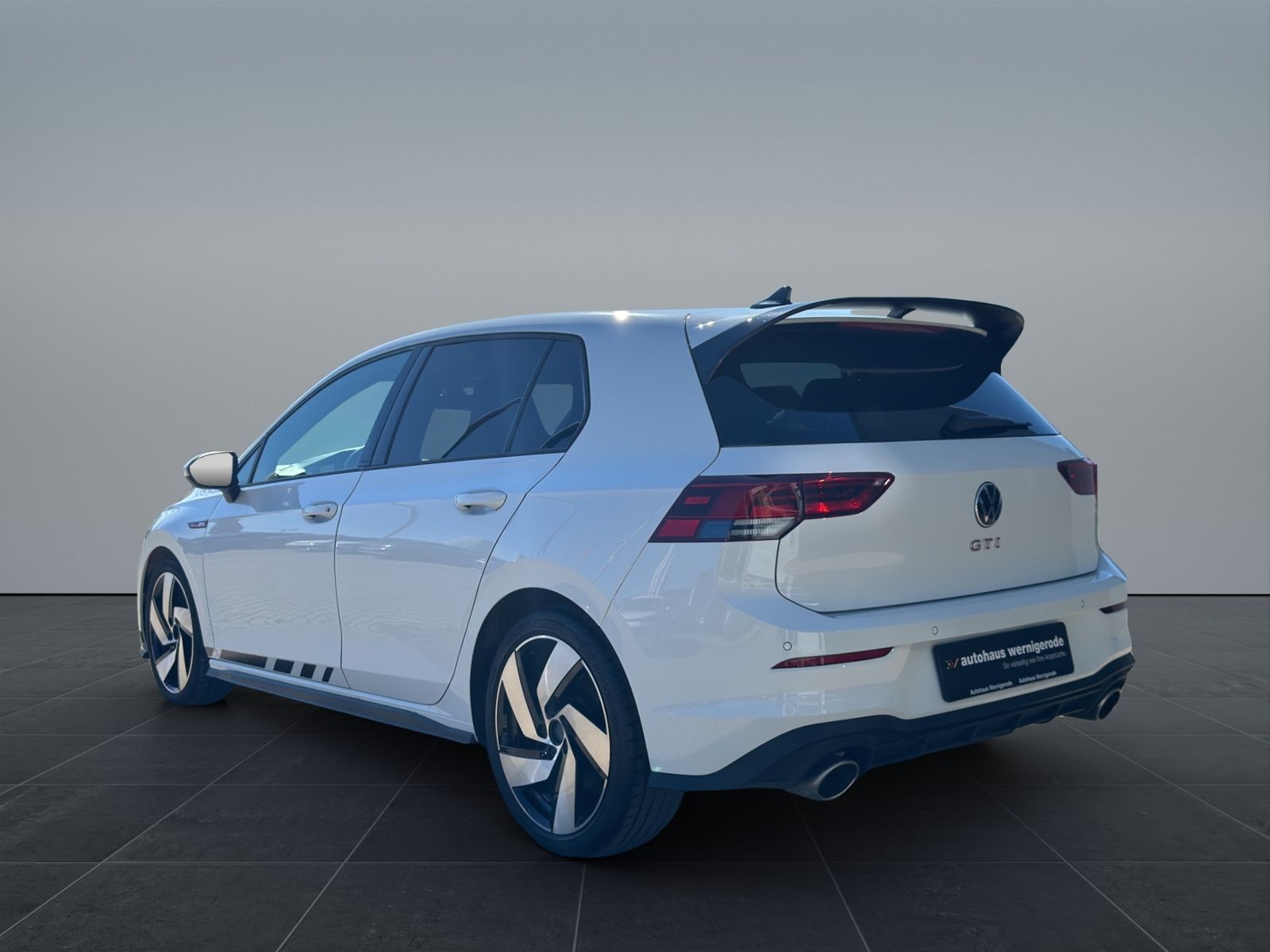 Volkswagen Golf VIII GTI Clubsport 2.0TSI Rear View LED D foto 5