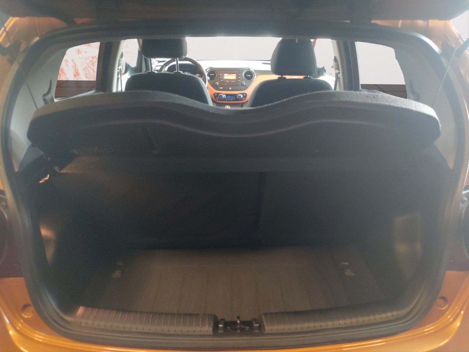 Fahrzeugabbildung Hyundai i10 Style ! PDC ! beh. LR ! Schiebedach ! VOLL !