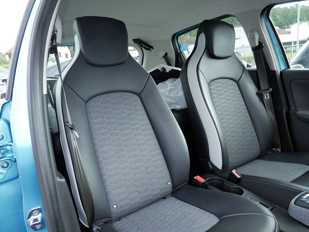 Fahrzeugabbildung Renault ZOE Intens R135 Z.E.50 KLIMA PDC KAMERA NAVI LED