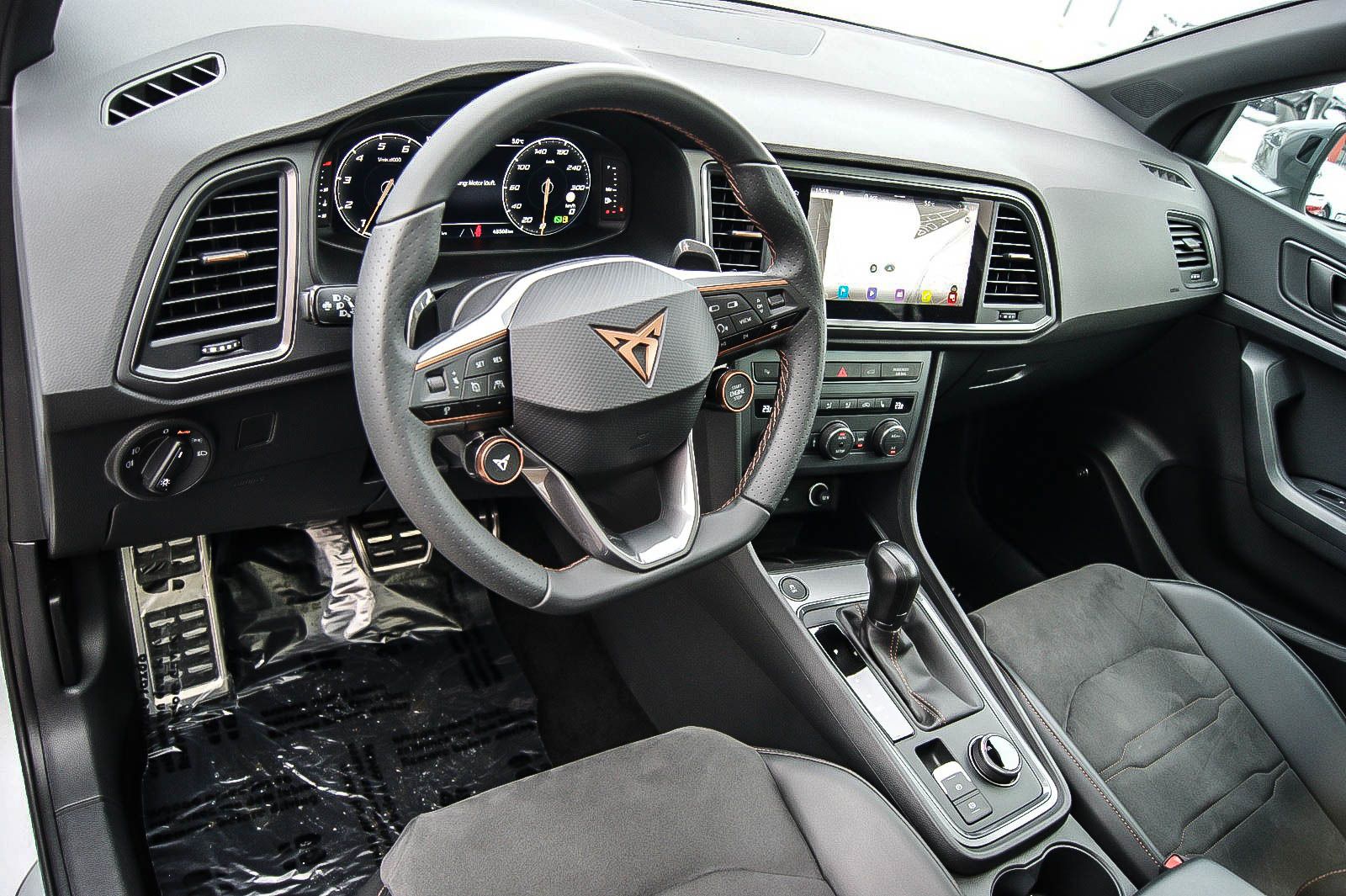 Fahrzeugabbildung CUPRA Ateca 2.0i 4Drive TRAILASSYST SCHIEBEDACH BEATS