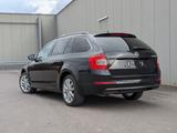 Skoda Octavia III 2.0 TDI DSG Style Combi - Skoda Octavia: Iii