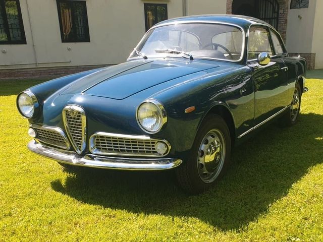 Alfa Romeo Giulia 1600 Sprint