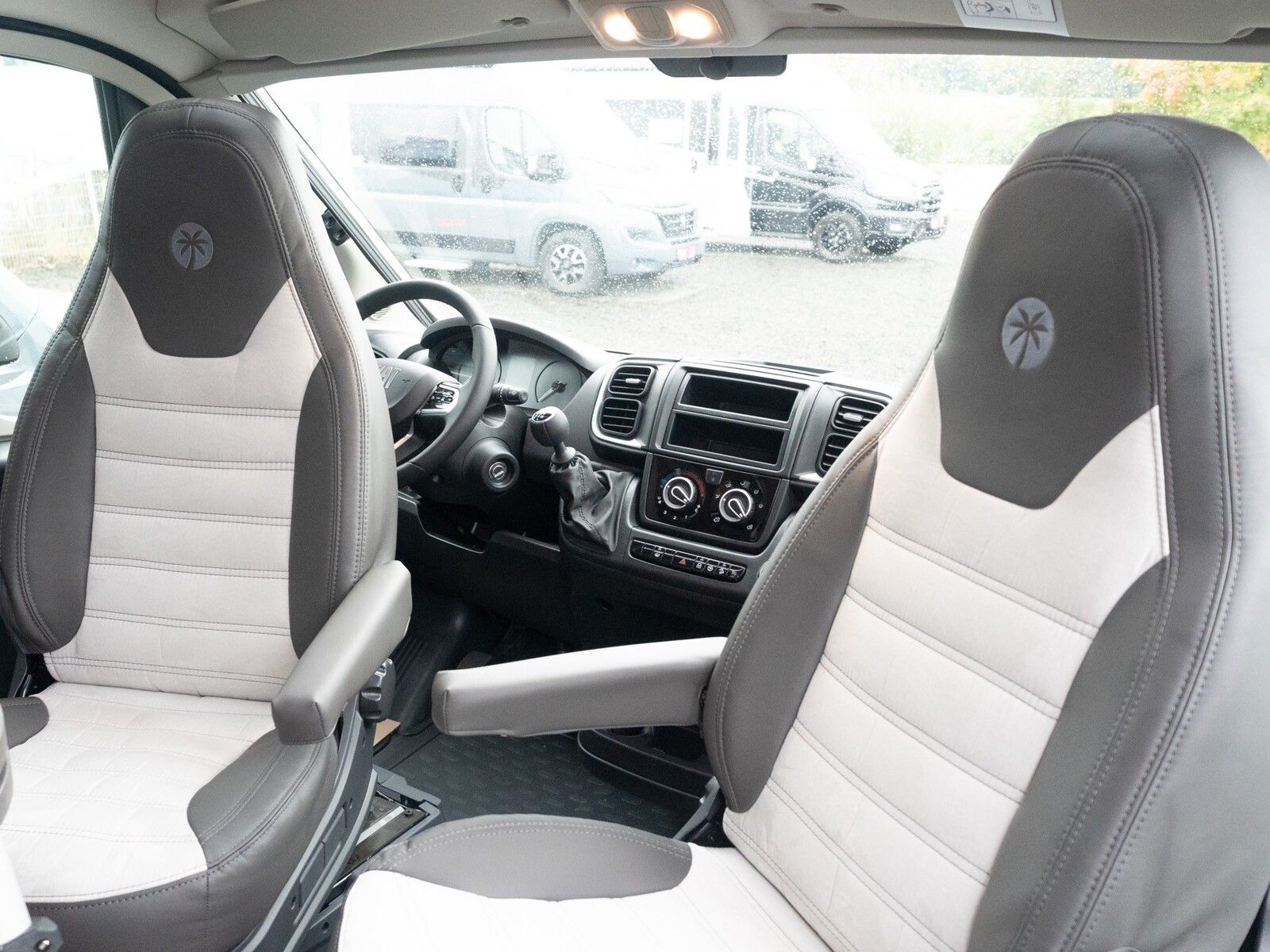 Fahrzeugabbildung Sunlight Cliff X 600 RT Schwenkbad*Dieselheizung*Faltverd