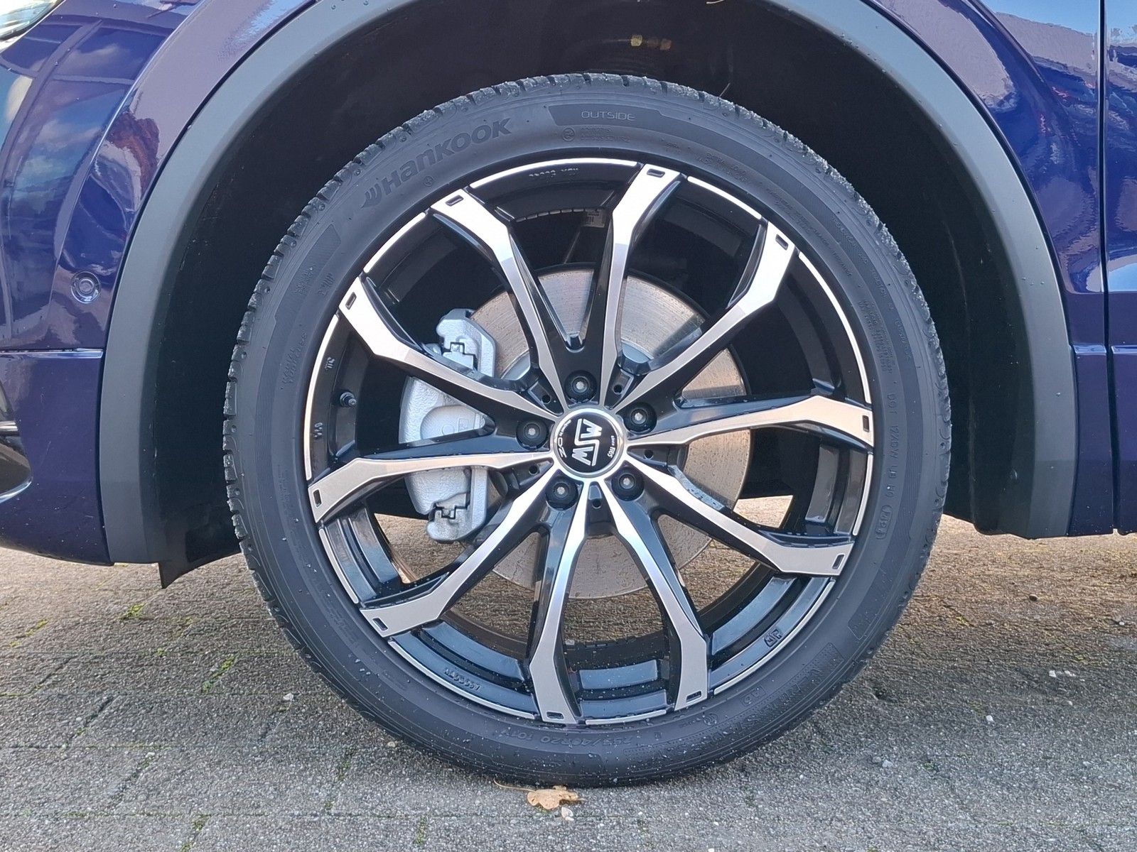 VW Tiguan Allspace 2.0 TSI R-Line 4Motion DSG / NAV - Image 18