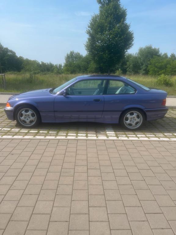BMW 325