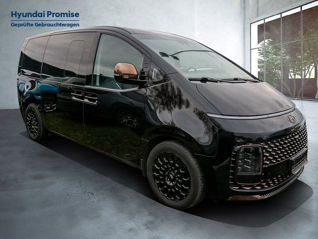 Hyundai Staria 2.2 Signature 4WD Leder Autobahnassistent