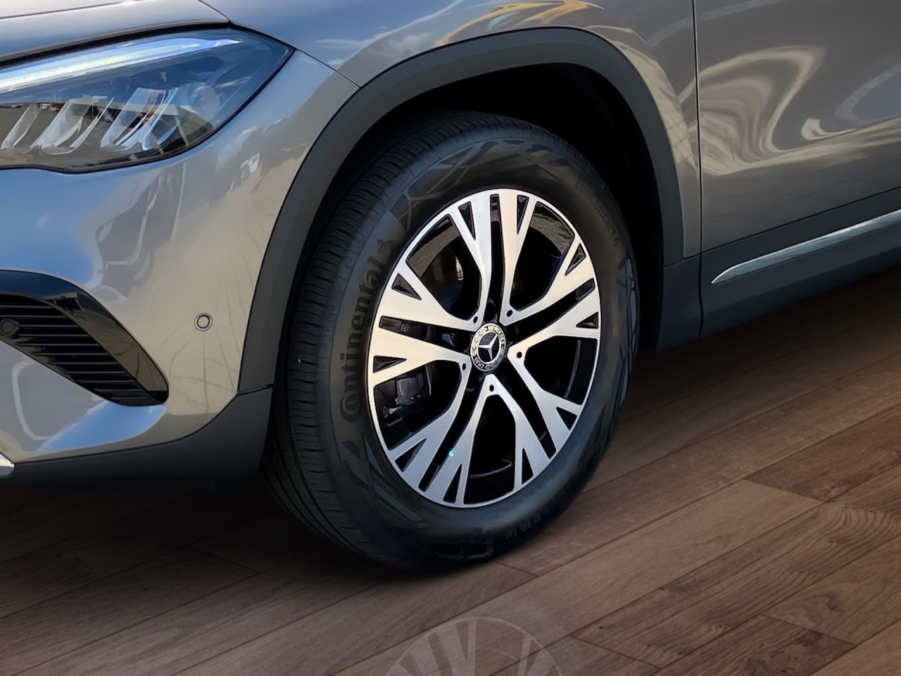 Fahrzeugabbildung Mercedes-Benz GLA 200 Progressive Totw+Kamera+CarPlay+LED+MBUX