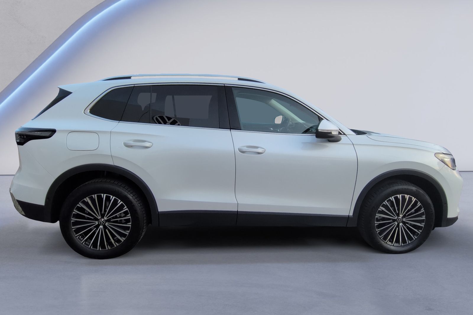 Tiguan 1.5 eTSI DSG Elegance KAMERA+AHK+DCC