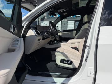 BMW X7 - 10