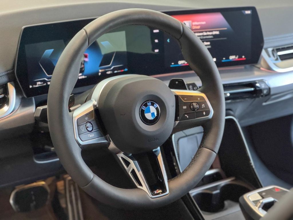 BMW 223 Active Tourer - Bild 10