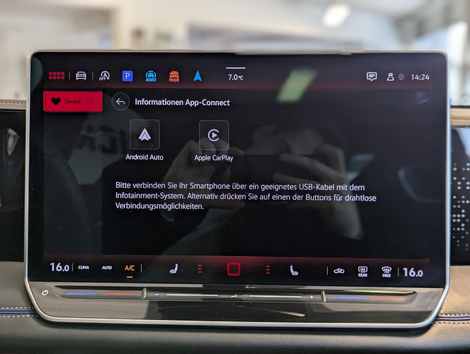 VW Tiguan 2.0TDI R-Line 4M Pano H/K AHK Matrix 20" - Image 33