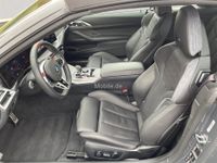 BMW M4 - Vorschau Bild 10