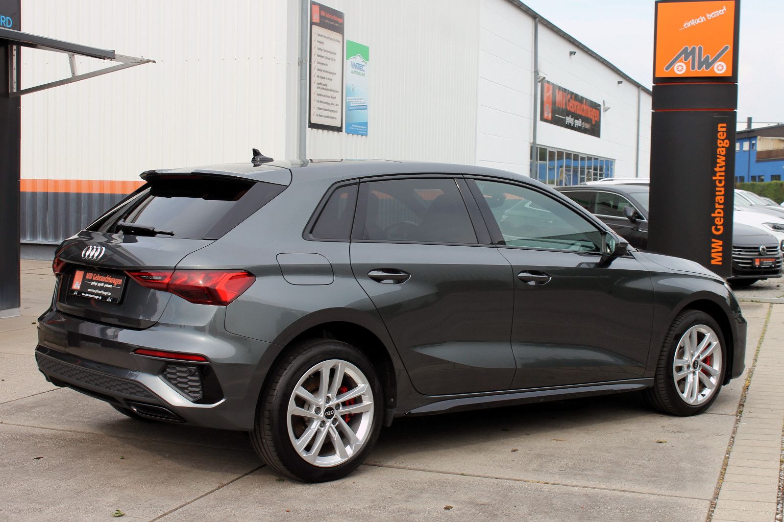 Fahrzeugabbildung Audi A3 45TFSI e SLine Aut. Sportback SD LED ACC KAM