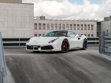 صورة 5 لـ 2017 Ferrari 488 GTB