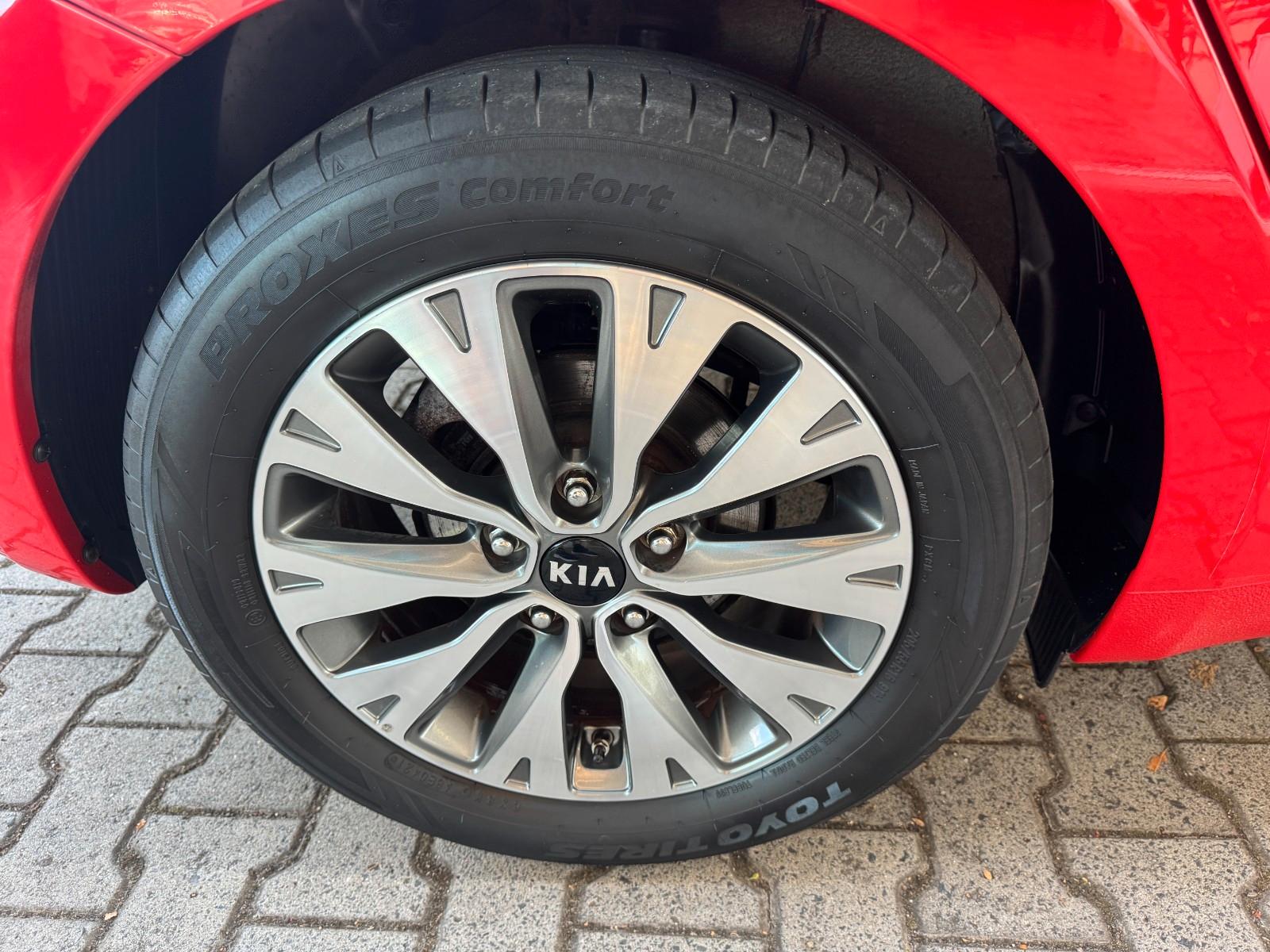Kia cee'd *PDC*AHK*SHZ*NAVI*