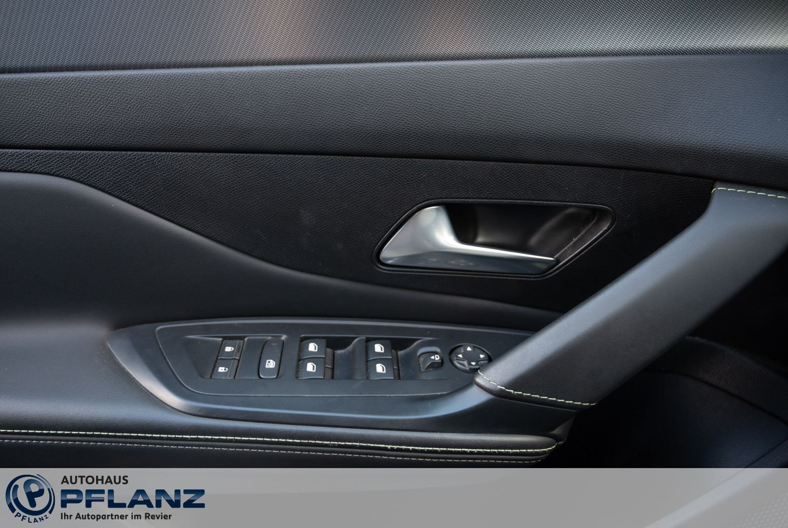 Peugeot 408 - Bild 14