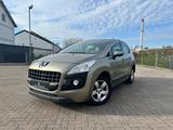 Peugeot 3008 1.6 HDi Active Automatik NAVI*PDC*APP - Peugeot 3008 mit Diesel-Antrieb: 1.6