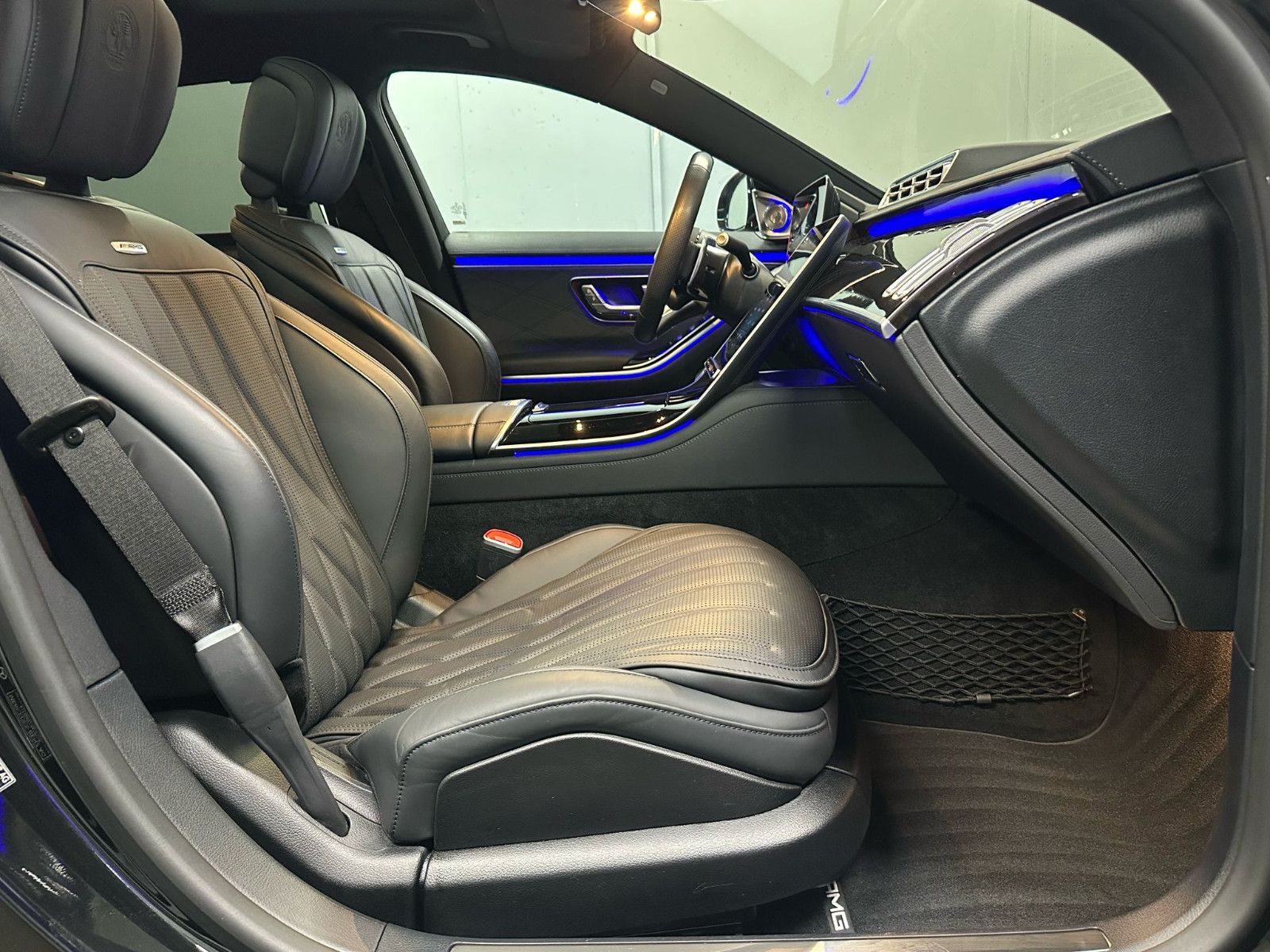 Fahrzeugabbildung Mercedes-Benz S 63 E Performance L *KERAMIK*PANO*TV*MASSAGE*