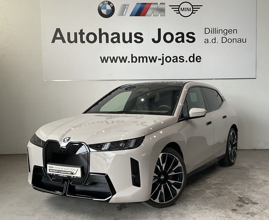 BMW iX xDrive60 |Sky Lounge |M Sportpaket Pro |Bower
