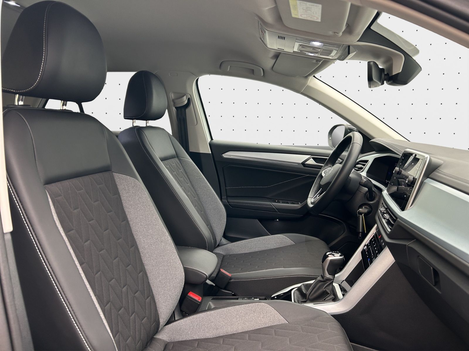 Volkswagen T-Roc - Bild 4