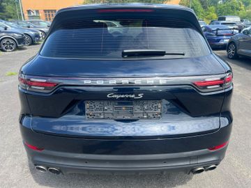 Porsche Cayenne - 6