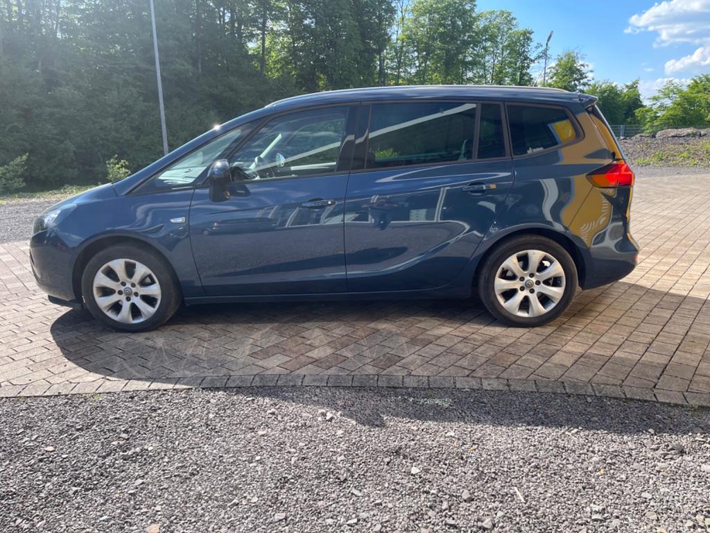 Opel Zafira Tourer