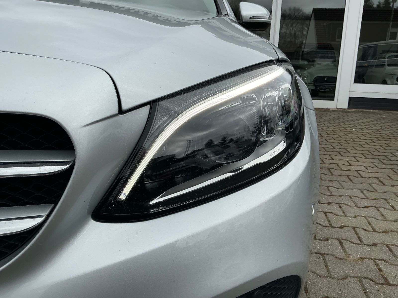 Mercedes-Benz C 220 CDI Automatik LED Navi Kamera Ambiente foto 8