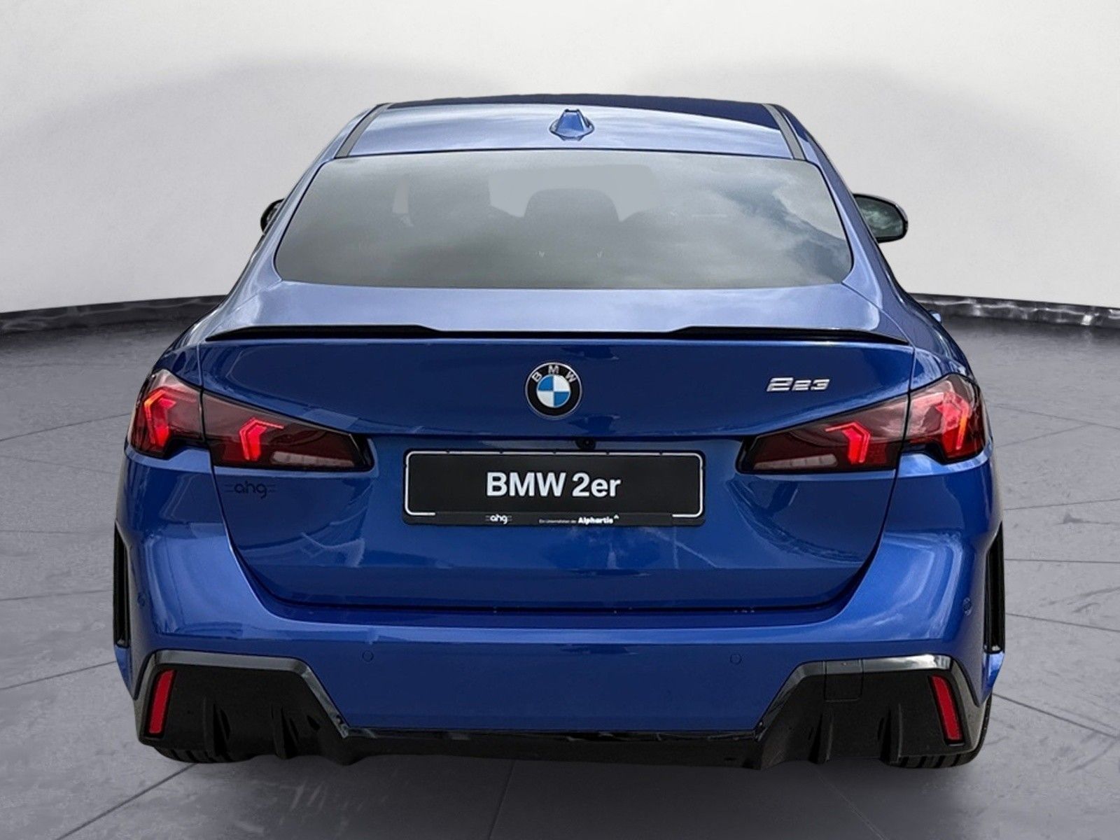 BMW 223 Gran Coupé - Bild 9