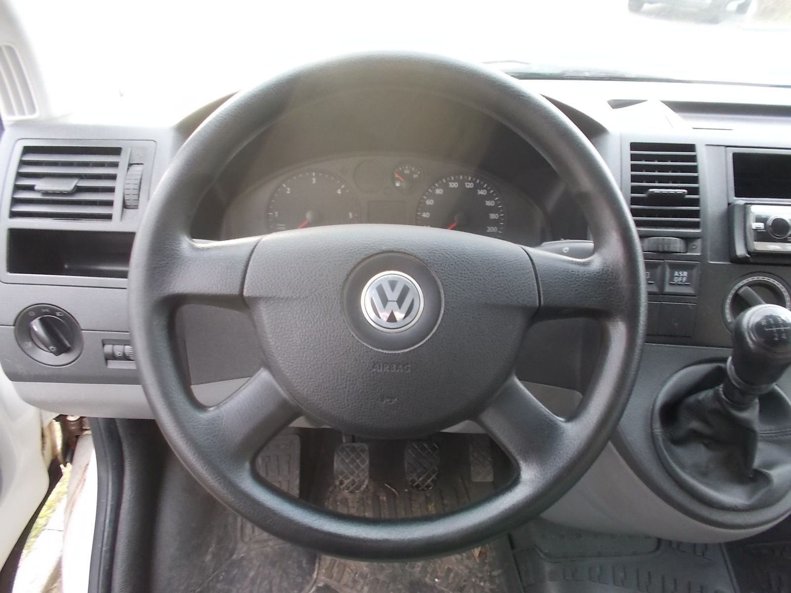 Fahrzeugabbildung Volkswagen Transporter T5 1.9 TDI (84 PS)