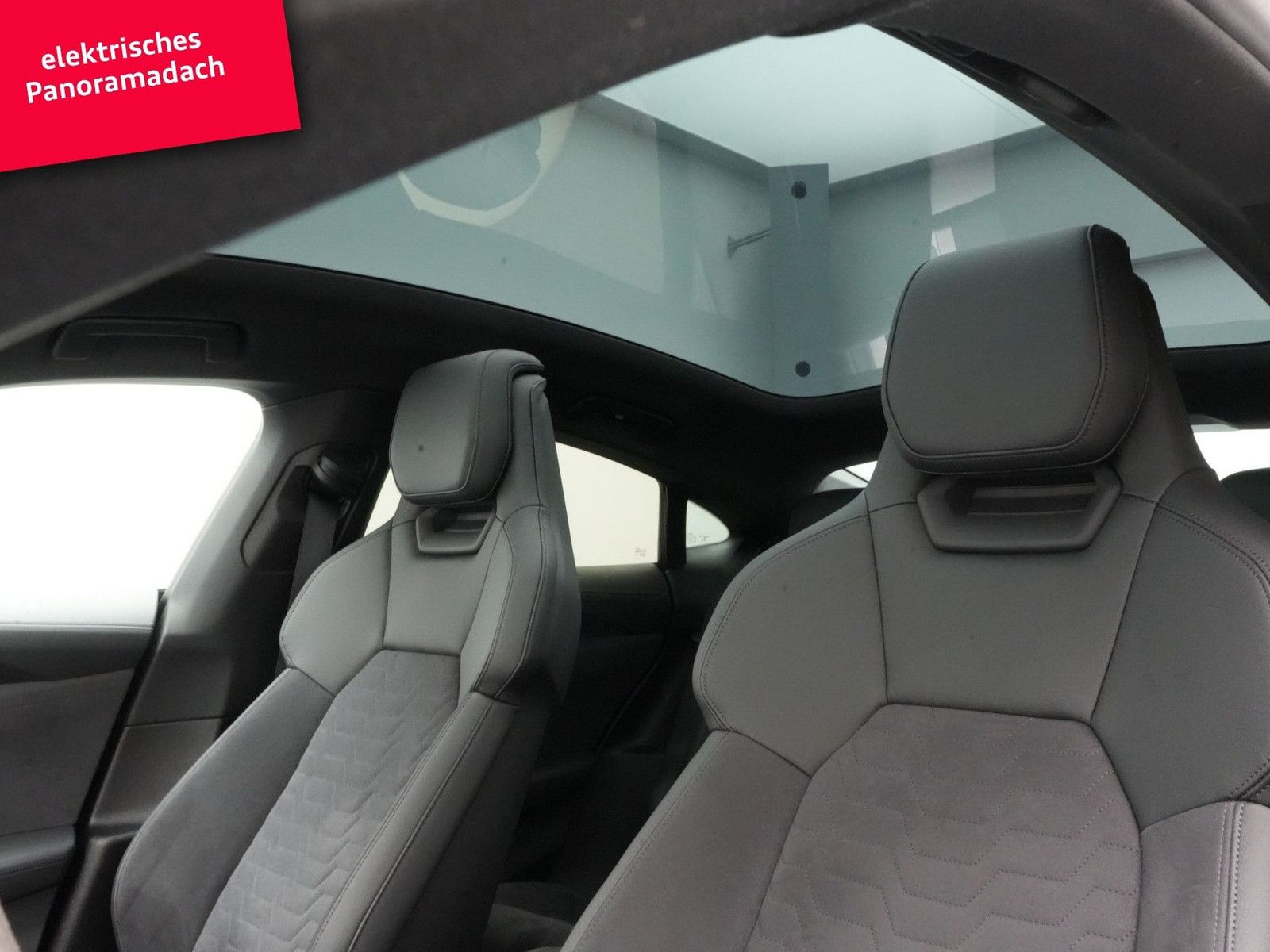 Audi e-tron GT PANO MATRIX ACC CARBON NAVI B&O 360° foto 5