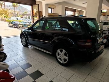 Mercedes ML 320 - 6