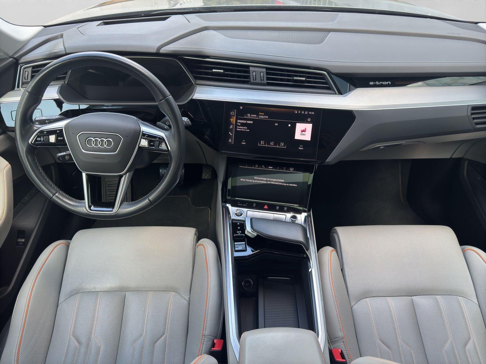 Audi e-tron 55 S LINE BLACK LM21 PANO KONTURSITZE, миниатюра 5