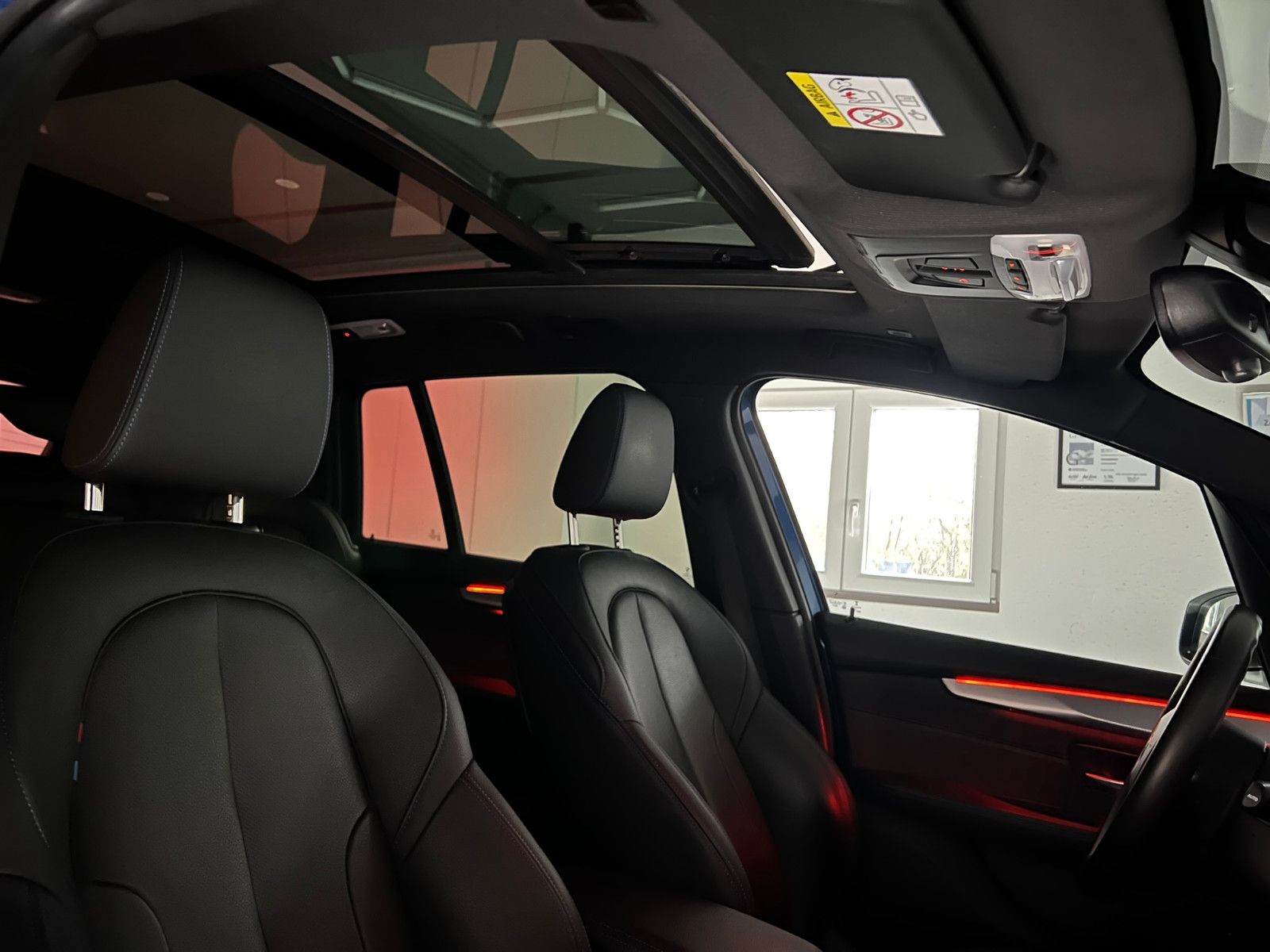 Fahrzeugabbildung BMW 220 d xDrive Gran Tourer M SPORT/HuD/ACC/7-SITZE