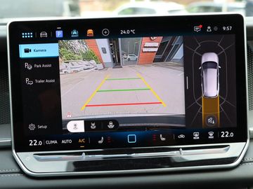 Volkswagen Tayron 1.5 eTSI 110 kW Life 7 Sitze AHK