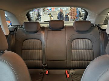 Audi Q3 design quattro *BI-XENON*PDC*NAVI*SHZ*MFL*LED