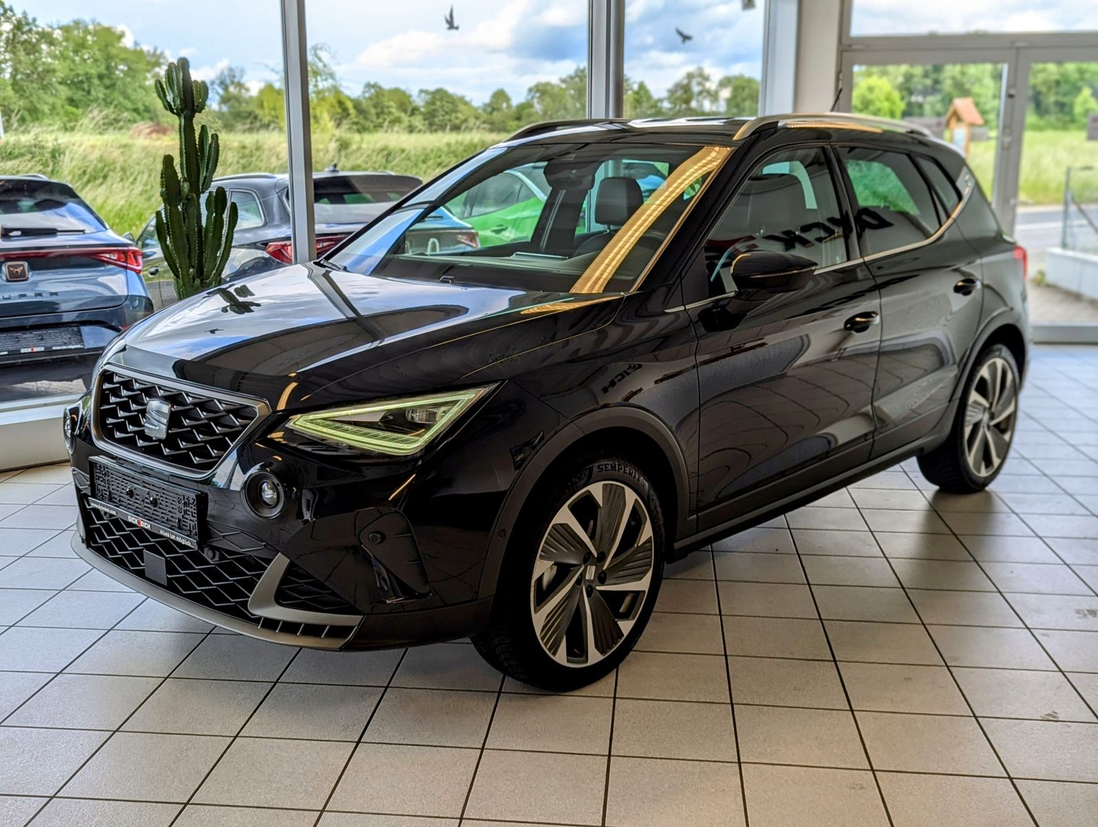 SEAT Arona 1.0 TSI FR DSG LED Dinamica ACC AHK Kamera - Image 3
