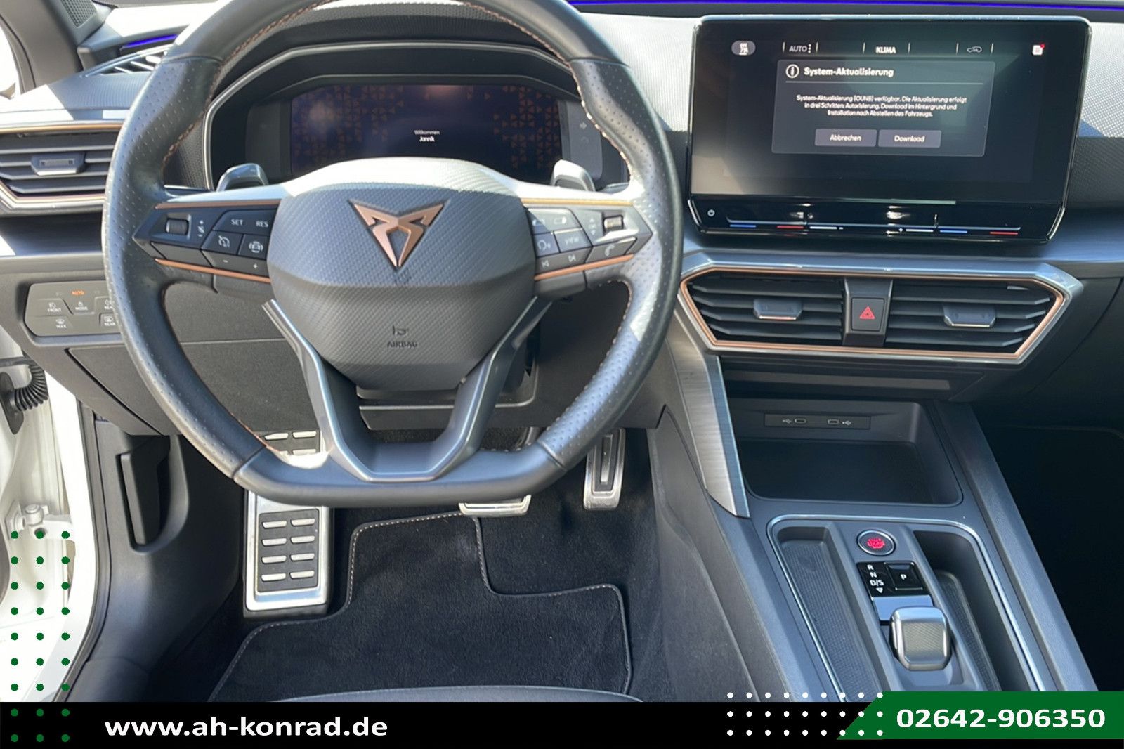 Fahrzeugabbildung CUPRA Leon 1.5 E-Hybrid-Navi-APP-LM-LED