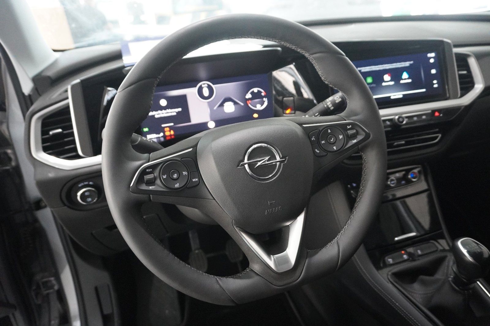 Fahrzeugabbildung Opel Grandland (X) 1.2T GS LINE NAVI/LED/KAMERA/SPORT