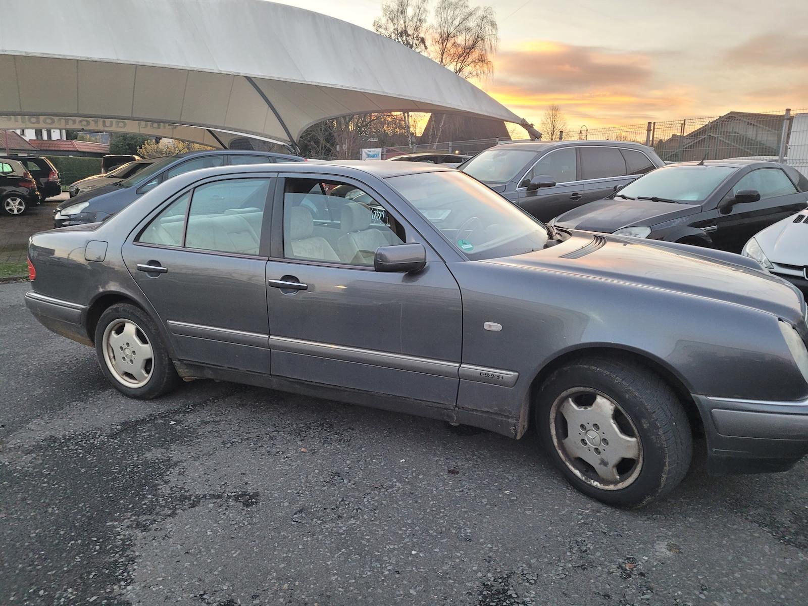 Mercedes-Benz E 280 4Matic Elegance