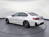 BMW 330i xDrive M-Sport *Navi*el.Glasdach*LED*PDC*SH - BMW 330: Alcantara, mit Navigationssystem