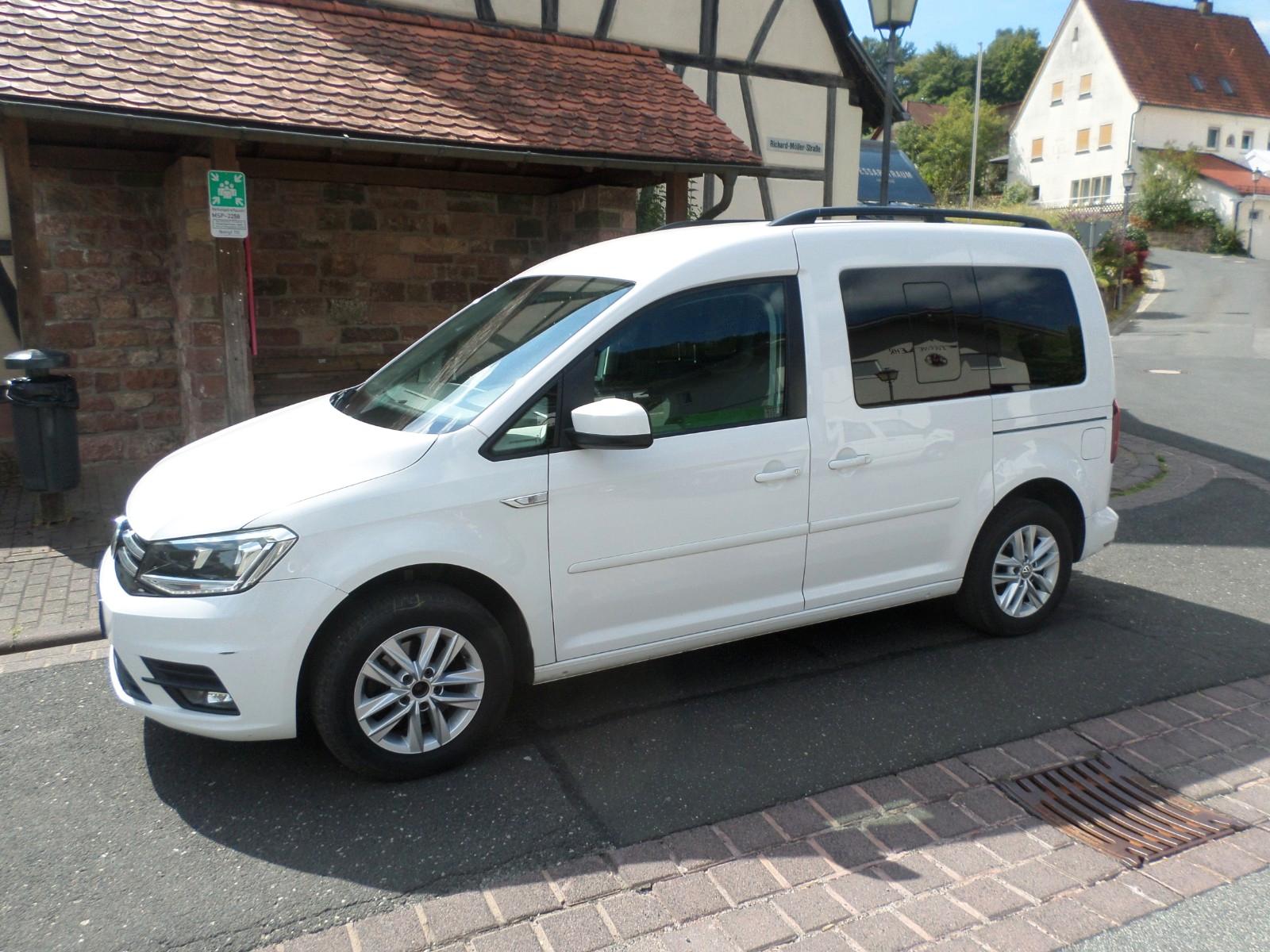Volkswagen Caddy Comfortline Navi Xenon  LED   Sthz Alu AHK