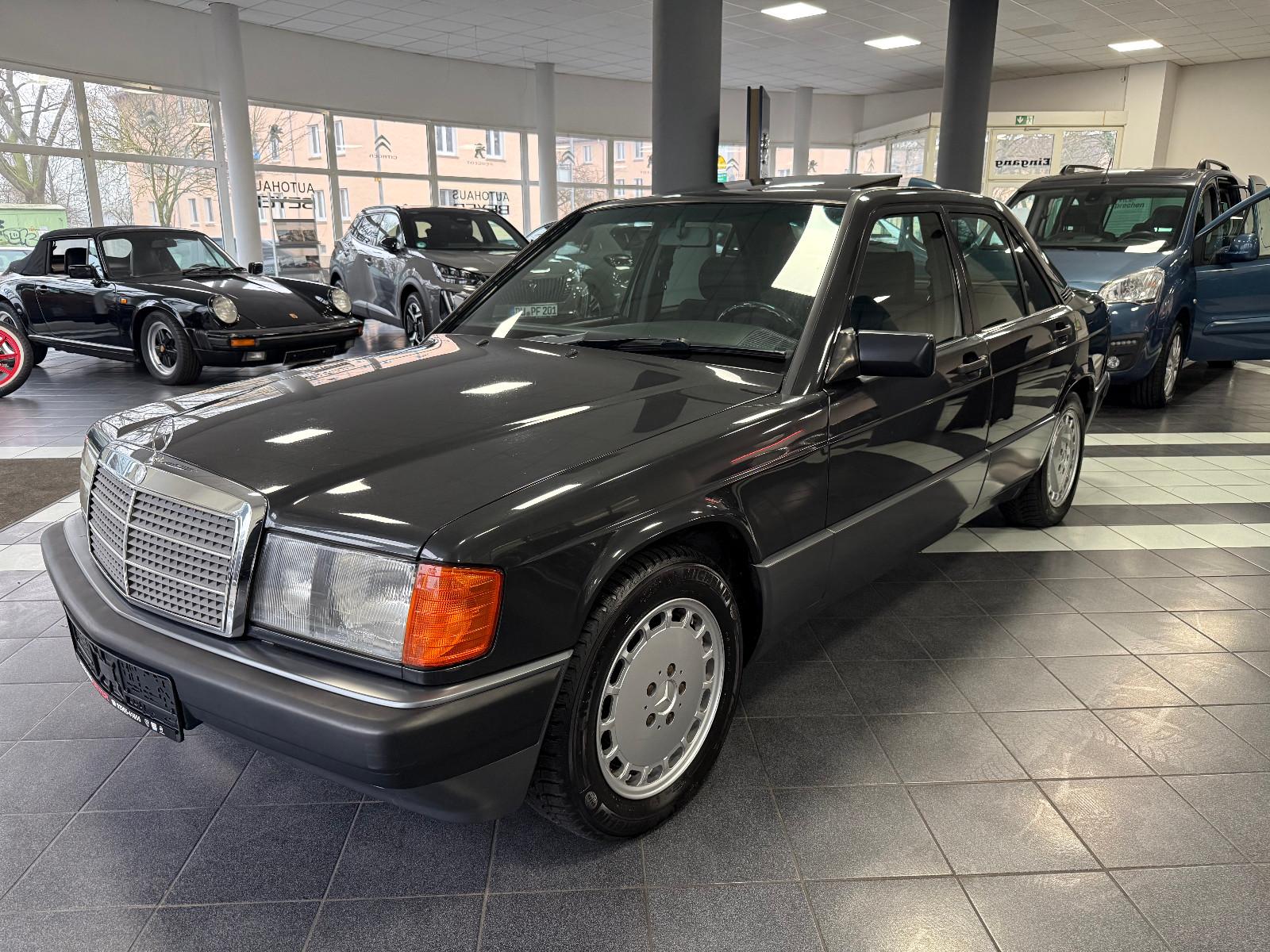 Mercedes-Benz 190 E 1.8 SCHIEBEDACH TOP