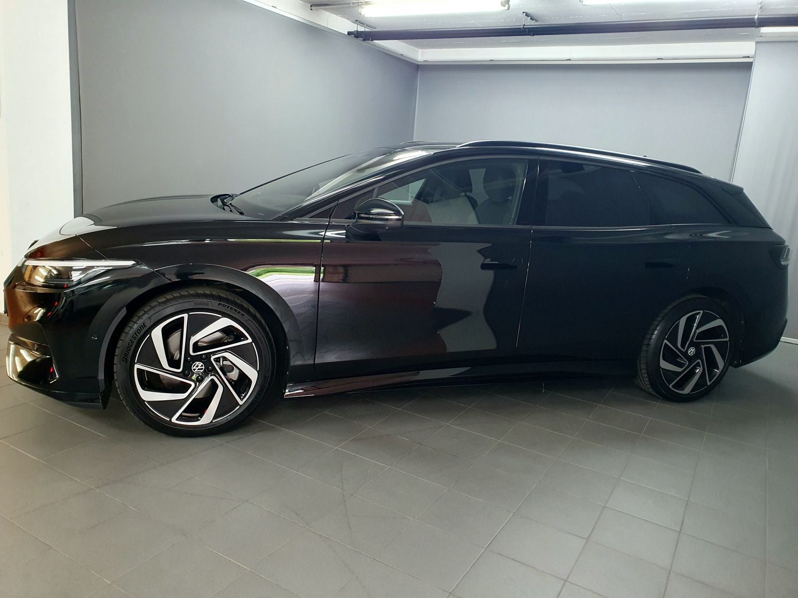 Volkswagen ID.7 Tourer Pro Wärmepumpe AHK Matrix 360 ACC foto 2