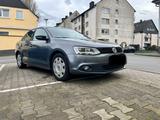 Volkswagen VW Jetta  Klima Teilleder Navi - gebrauchte VW Jetta aus dem Jahr 2013