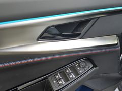 Fahrzeugabbildung Rafale Alpine E-Tech Plug-in 300 4x4