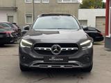 Mercedes-Benz GLA 220 d 4Matic*PANORAMA*360°KAMERA* - Mercedes-Benz GLA 220: Limousine