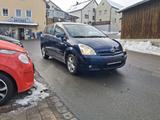 Toyota Corolla Verso 1.8-l-VVT-i Sol 7-Sitzer NAVI+AHK - blaue Toyota Corolla Verso